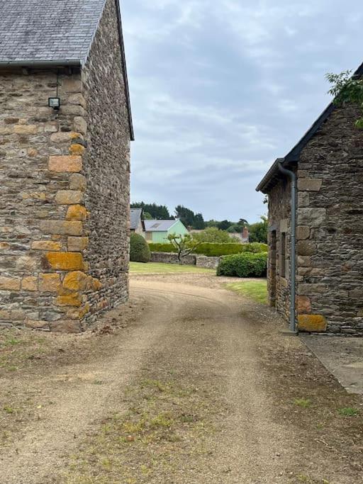 Ty Ker-Sa Classe 2 Etoiles Ploubazlanec Bagian luar foto